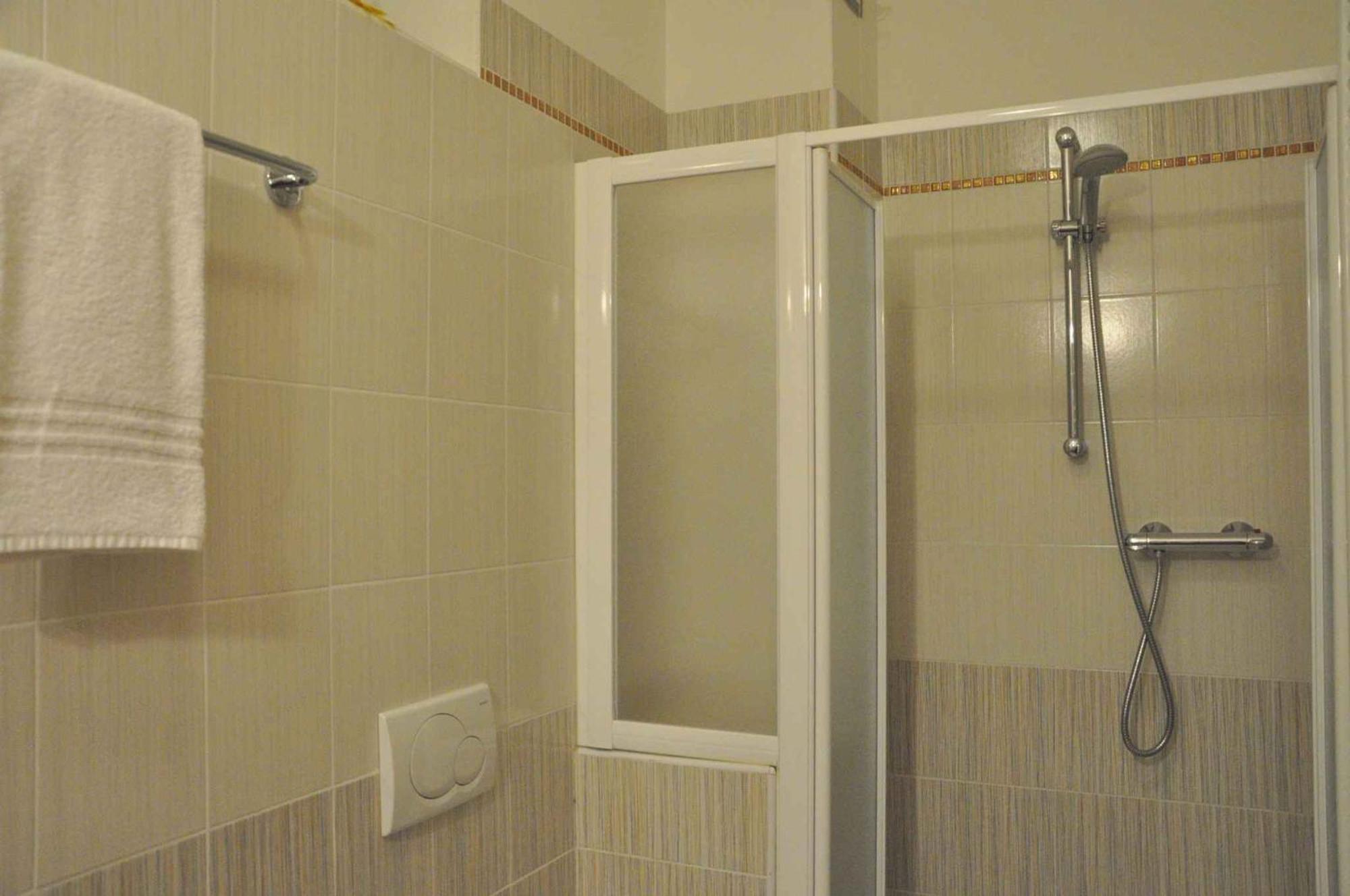 Apartments In Lazise - Gardasee 30250 Bagian luar foto