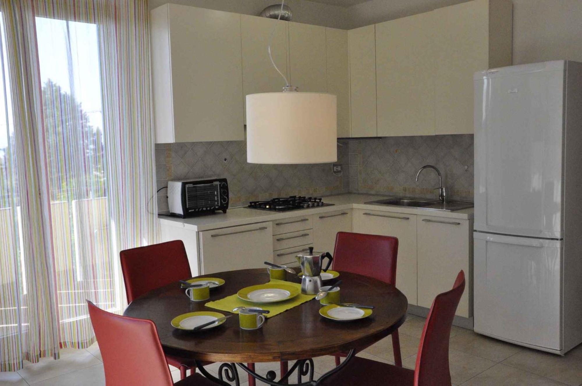 Apartments In Lazise - Gardasee 30250 Bagian luar foto